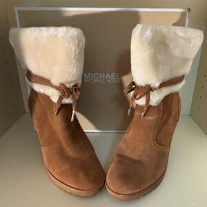 Michael Kors Tan and Cream Winter Boots